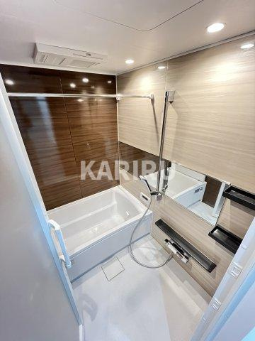 アプリーレ大阪城北の浴室