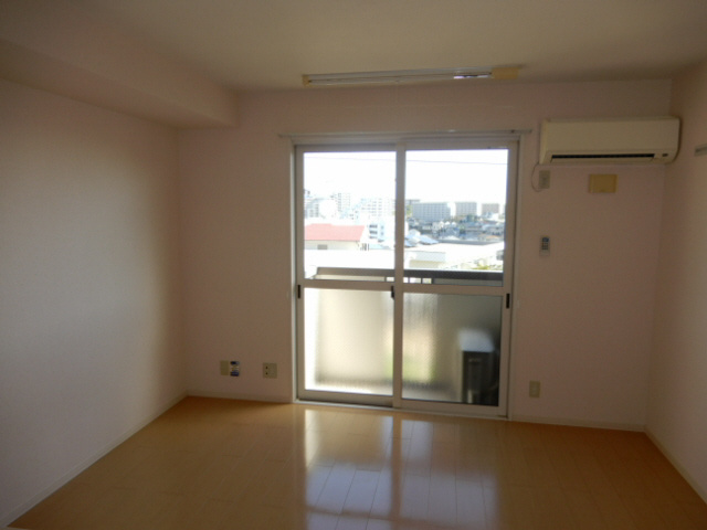 メゾンドアヴニール星ヶ丘の子供部屋