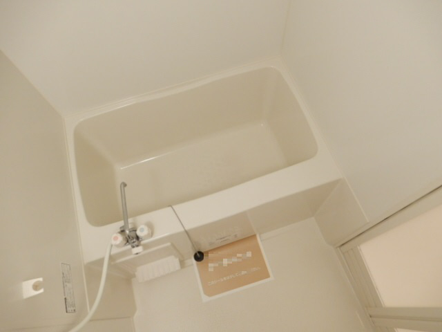 メゾンドアヴニール星ヶ丘の浴室