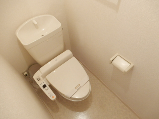 メゾンドアヴニール星ヶ丘のトイレ