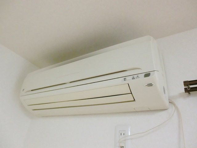 ビエナコートの内装|エアコンは３基完備。