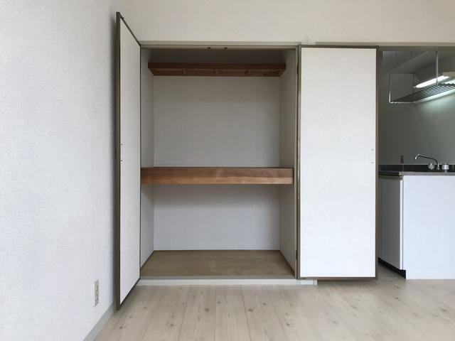 横浜市港北区篠原町のアパートの収納