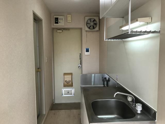 横浜市港北区篠原町のアパートの内装