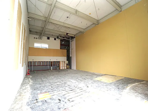 近江八幡市中村町の店舗事務所の内装