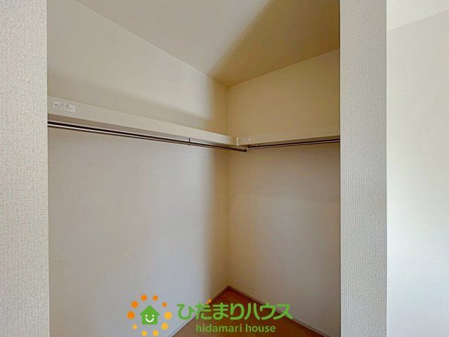 南羽生駅　新築一戸建て　02　リーブルファインの収納|L字でハンガーパイプも付いてます！