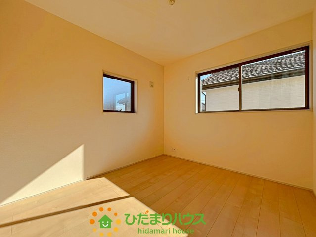 南羽生駅　新築一戸建て　02　リーブルファインの洋室|5.2帖の洋室です！