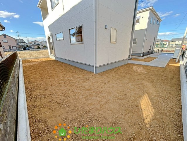 南羽生駅　新築一戸建て　02　リーブルファインの庭|L字で使えるお庭です！！