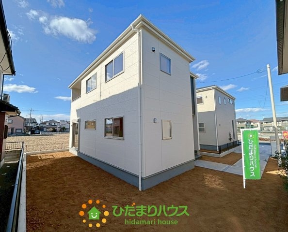 南羽生駅　新築一戸建て　02　リーブルファインの外観|西日も差し込み明るいお家です！