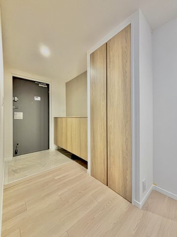 西宮マリナパークシティ・海のまち七番館の玄関|毎日通る玄関はこちらです