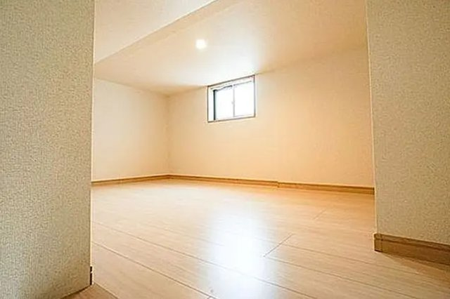 ロンディネ鷺ノ宮　東京都中野区1棟売アパートの洋室