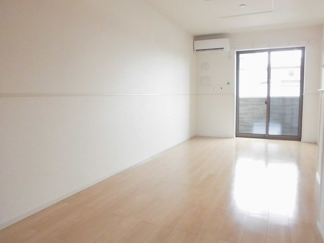 クンブレーカーサの内装