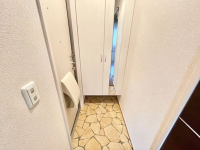 【玄関】 | ハイツエスペランサ Ｂ | 玄関 シューズボックス付き