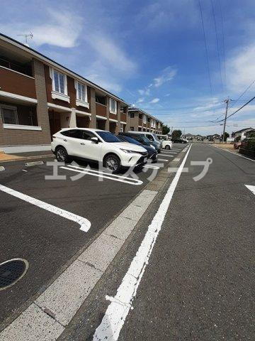 エクセルＡの駐車場|高崎、前橋のお部屋探しはエンドスケープまで！お客様の理想お聞かせ下さい♪