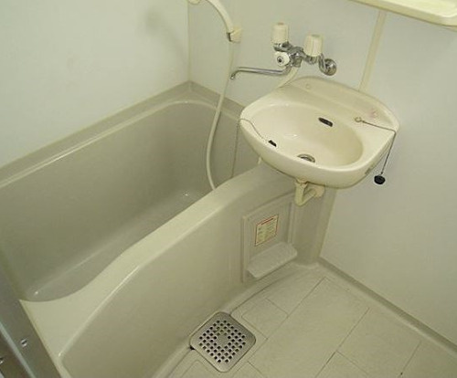 ガラ・ステージ神田小川町の浴室