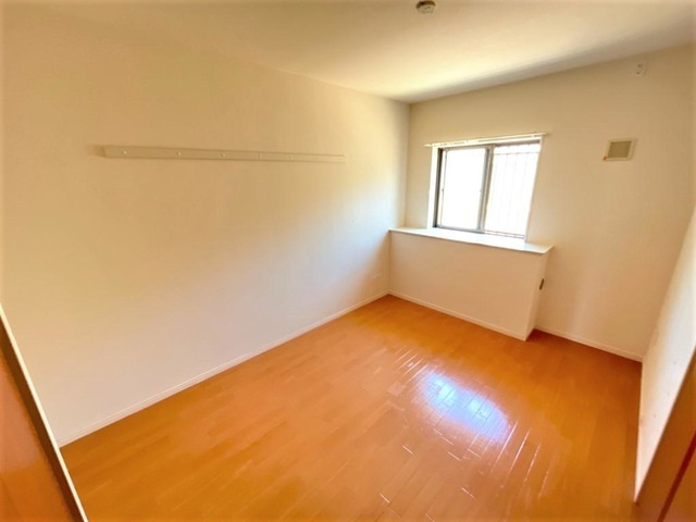 ロイヤル中央の洋室|室内