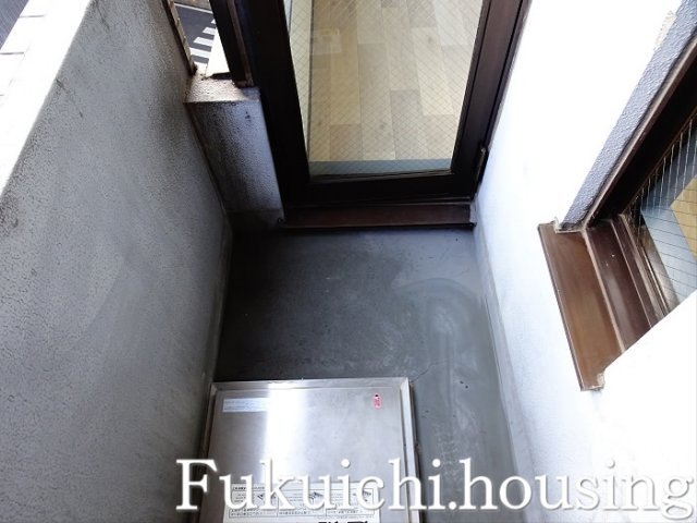 ベルヴィカワダのバルコニー