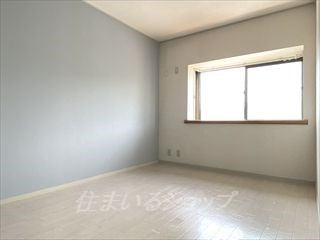 カルチャー岡の寝室