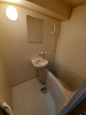 ペルレパークＢの浴室