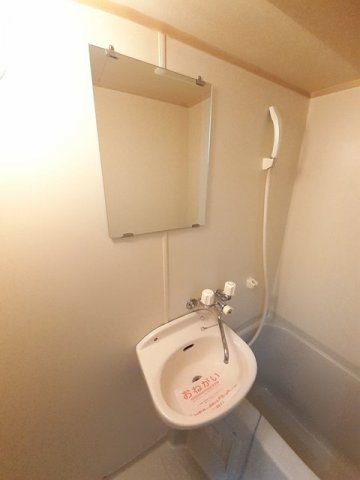 ペルレパークＢの洗面所