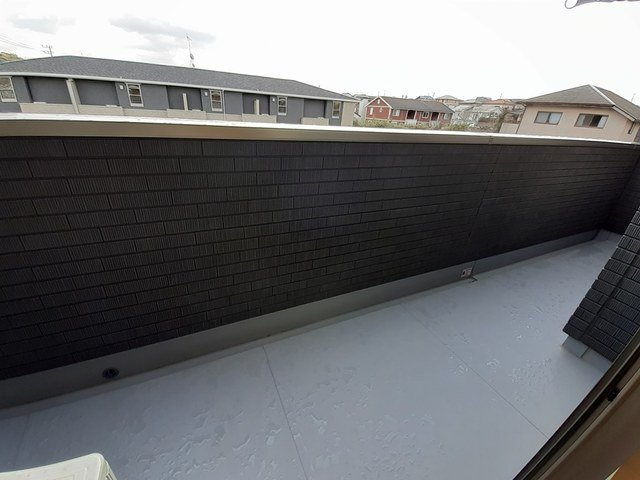 ジェネス光佑　Ⅱのバルコニー|開放的で明るい空間を演出してくれるバルコニーです