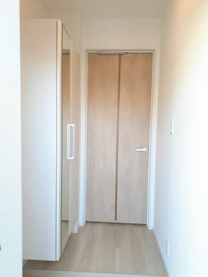 【玄関】 | ヴィヴァン・ジュールＢ