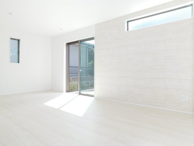 名古屋市中川区富田町大字榎津字郷中の新築一戸建の居間・リビング|◇リビング◇　　南面で明るいリビング約１６．０帖　家族が集まってもゆとりのある空間♪　