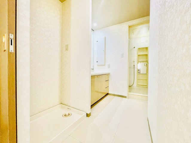 牧の里パーク・ホームズ２番館の独立洗面台|洗面室②