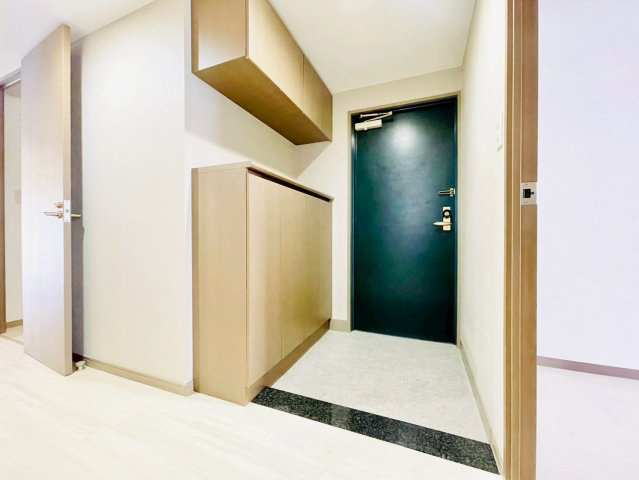 牧の里パーク・ホームズ２番館の玄関|玄関