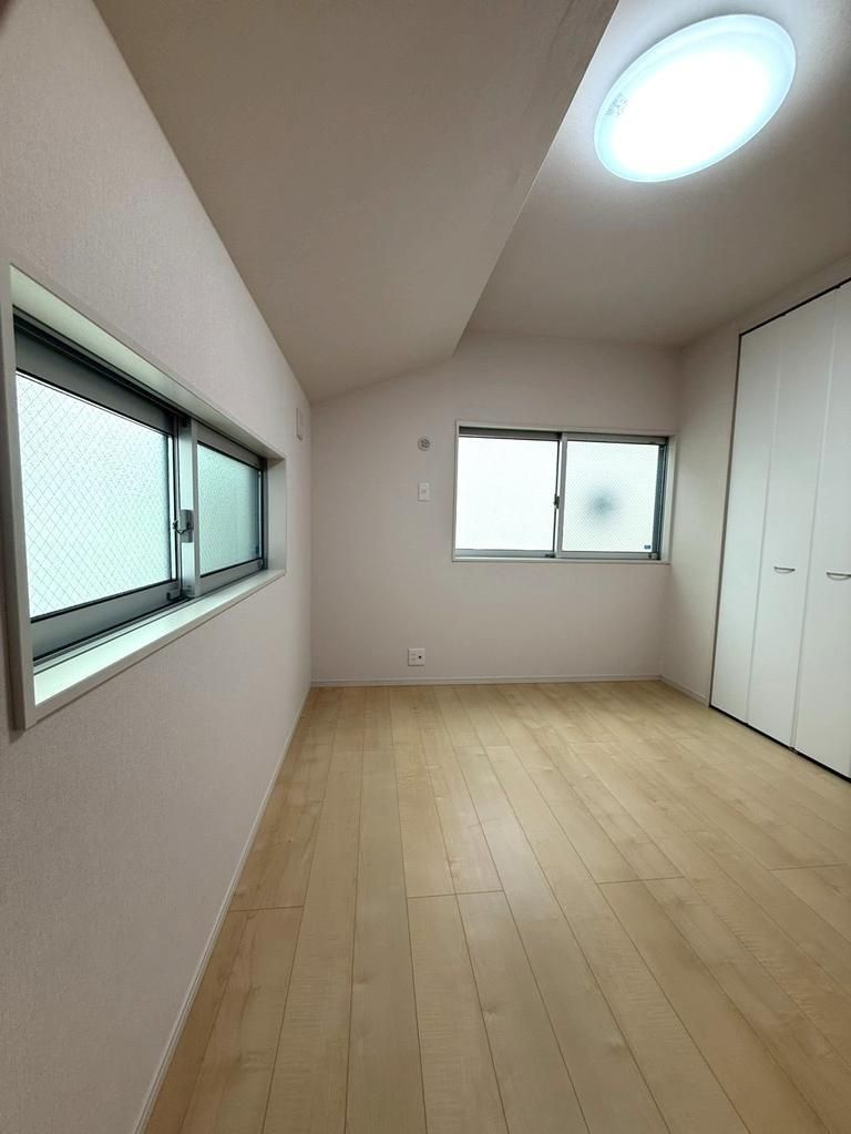 東大和市仲原３丁目の中古一戸建の洋室