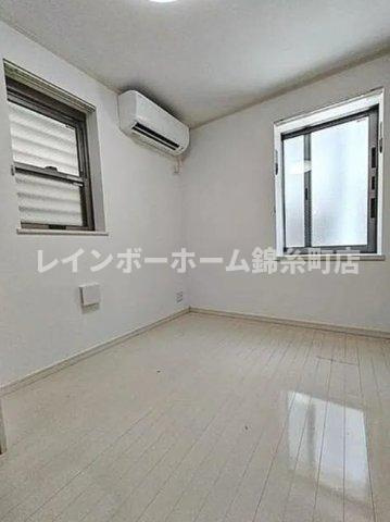 クミハウス上野の居間・リビング