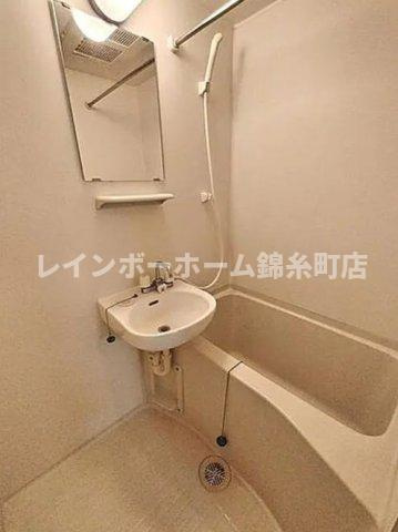 クミハウス上野の浴室