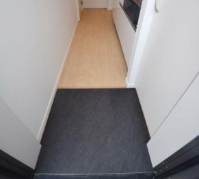 LUAN BAAN 宮原(ルアンバーンミヤハラ)の玄関