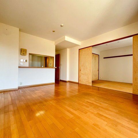 西宮マリナパークシティ・花のまちマリナヴィラの居間・リビング|居間・リビング