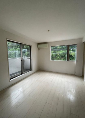 【居間・リビング】 | 芹が谷五丁目戸建