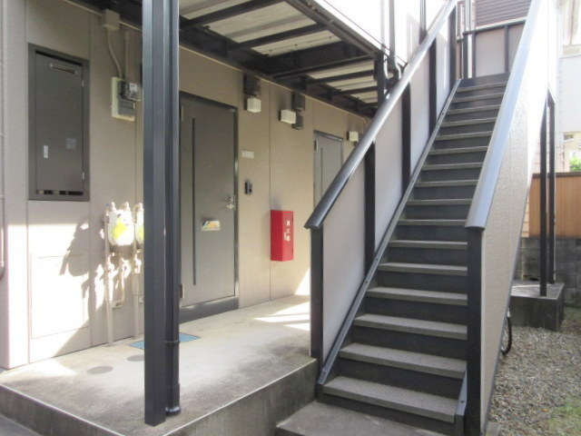 シャトレー荻窪のエントランス|★広々とした敷地内★