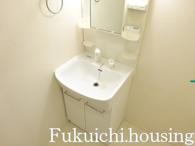 ジボワールの洗面所