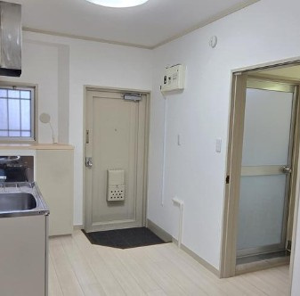 【玄関】 | 桃屋マンション