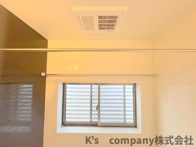 ◎藤沢市鵠沼海岸6丁目　中古戸建の設備|長雨の続く時期のお洗濯物の悩みを解消できる浴室乾燥機付き☆