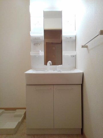 ネオシティ葵Ｃの洗面所