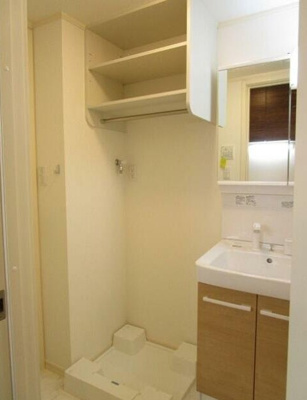 【設備】 | シャンブルⅡ | 室内洗濯機置き場。