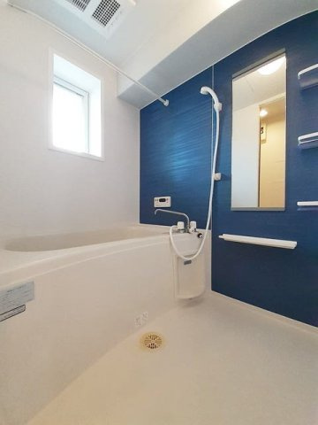 サニーデイ・コート　Ａの浴室