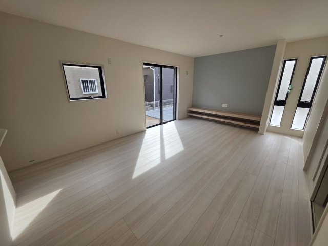 リーブルガーデン．S　寄居町桜沢　の居間・リビング|３号棟現地外観（2026年03月02日）撮影