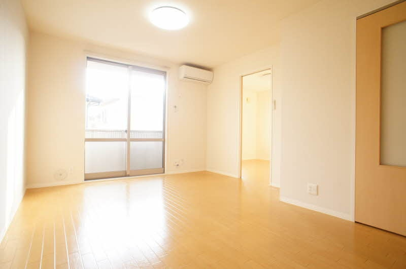 ツバサハイツ Aの居間・リビング|LDK