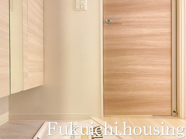 ルリアン船橋の玄関