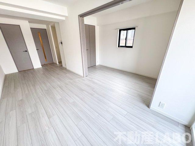 S-RESIDENCE阿波座bouncyの洋室