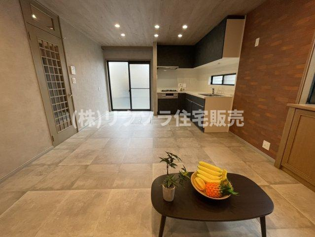 東船橋2丁目　中古一戸建てのキッチン|LDK14.0帖
■物件内覧・資金計画相談・住宅ローン相談、リフォーム相談、お問合せ受付中■
※当日・翌日のご内覧、ご相談はお電話でのお問合せがスムーズです！