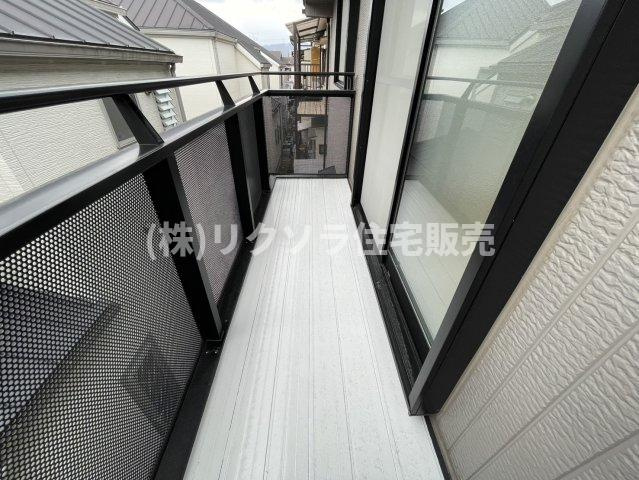 東船橋2丁目　中古一戸建てのバルコニー|■物件内覧・資金計画相談・住宅ローン相談、リフォーム相談、お問合せ受付中■
※当日・翌日のご内覧、ご相談はお電話でのお問合せがスムーズです！