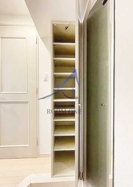 ガラ・シティ五反田の玄関|玄関です。