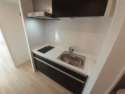 【キッチン】 | ラ・ヴィベール | コンパクトなキッチンで掃除もラクラク