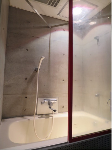 アルシェドゥ　南向き　カウンターキッチン　オートロック　浴室乾燥の浴室